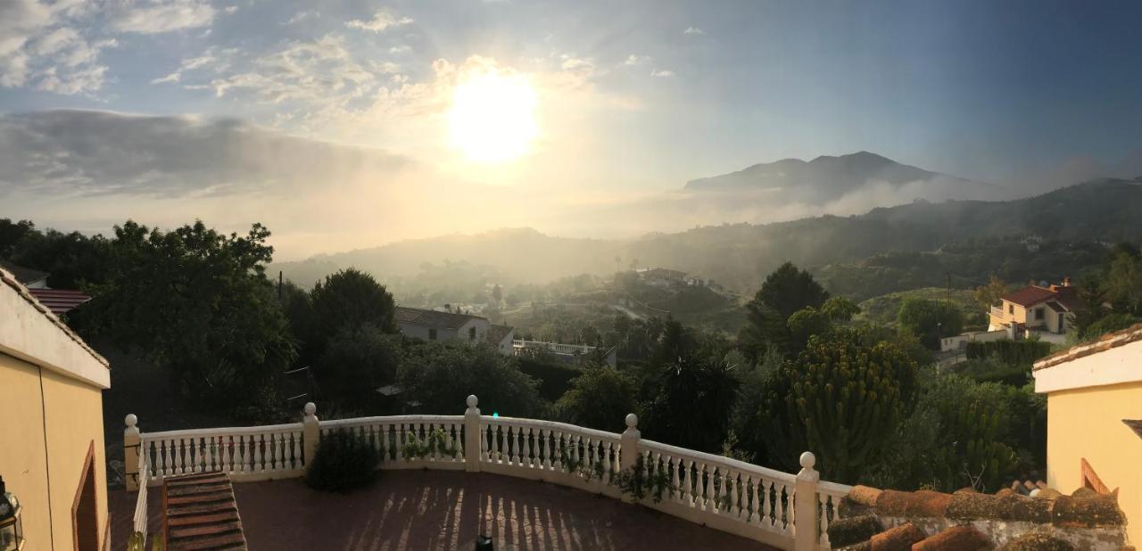 Studio Views Apartment, Cortijo Fruitful Hills Málaga Exterior foto